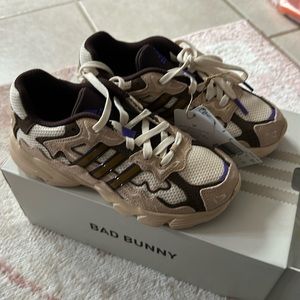 BRAND NEW bad bunny response CL C